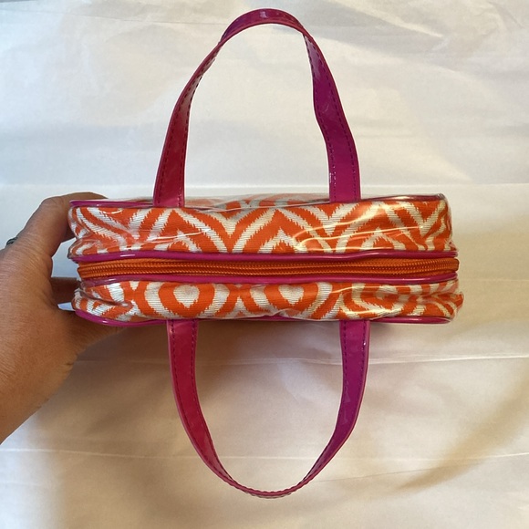 Neiman Marcus Pink & Orange Ikat Hanging Zip Travel Organizer, Great condition! - Picture 6 of 11